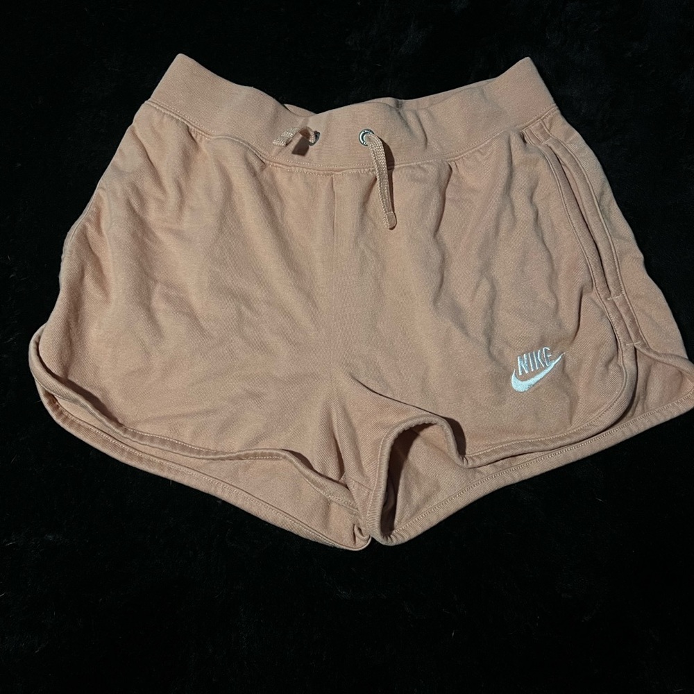 nike shorts small